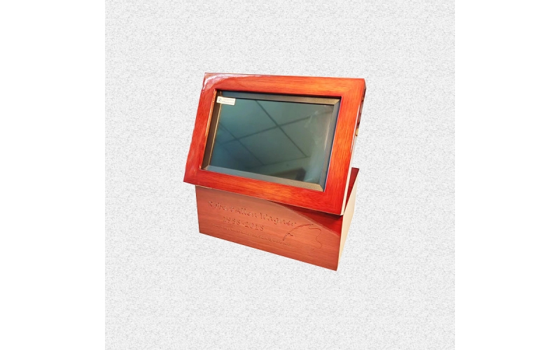 UP-market customized digital photo frame urn